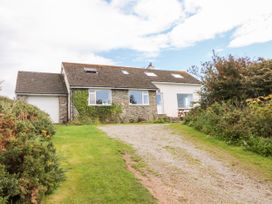 4 bedroom Cottage for rent in Rhoscolyn