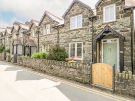 2 bedroom Cottage for rent in Harlech