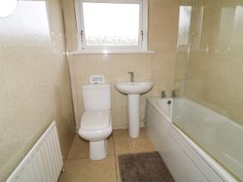 Hazel Cottage - Antrim - 1055755 - thumbnail photo 11