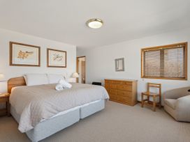 Deja Vu - Queenstown Holiday Home -  - 1056318 - thumbnail photo 10