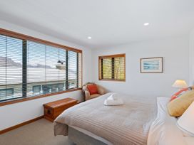 Deja Vu - Queenstown Holiday Home -  - 1056318 - thumbnail photo 19