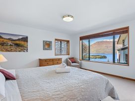 Deja Vu - Queenstown Holiday Home -  - 1056318 - thumbnail photo 21