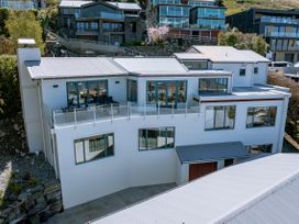 Deja Vu - Queenstown Holiday Home -  - 1056318 - thumbnail photo 28