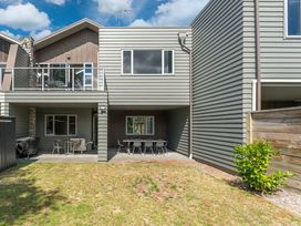 Lake View Bliss - Lake Taupo Holiday Home -  - 1057015 - thumbnail photo 21