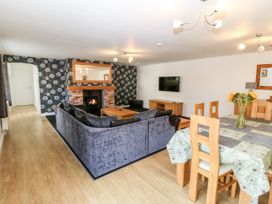 3 bedroom Cottage for rent in Newborough