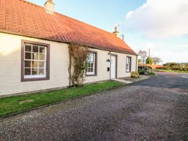 2 bedroom Cottage for rent in Kemback