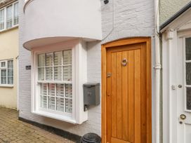 2 bedroom Cottage for rent in Weymouth