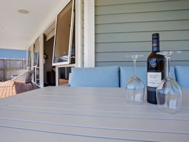 Sky Blue Retreat - Waihi Beach Holiday Home -  - 1058548 - thumbnail photo 20