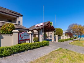 Hart's Place - Taupo Central Holiday Unit -  - 1058761 - thumbnail photo 15