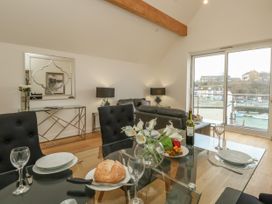 2 bedroom Cottage for rent in Weymouth