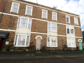 6 bedroom Cottage for rent in Weymouth