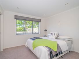 Rest and Recharge - Whitianga Holiday Home -  - 1060250 - thumbnail photo 15