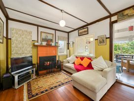 The Beach Bach - Waikanae Beach Holiday Home -  - 1060824 - thumbnail photo 11