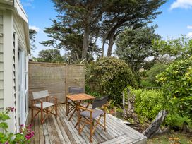 The Beach Bach - Waikanae Beach Holiday Home -  - 1060824 - thumbnail photo 24