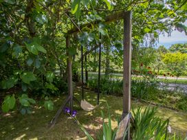 Secret Garden Lodge - Marahau Holiday Home -  - 1061895 - thumbnail photo 23