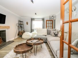 4 bedroom Cottage for rent in Tomintoul