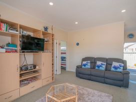 Harbour View Haven - Pauanui Holiday Home -  - 1062614 - thumbnail photo 8