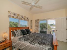 Harbour View Haven - Pauanui Holiday Home -  - 1062614 - thumbnail photo 15