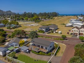 Harbour View Haven - Pauanui Holiday Home -  - 1062614 - thumbnail photo 28