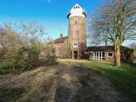 4 bedroom Cottage for rent in Fakenham