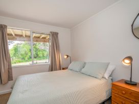 Recharge on Riverview - Cooks Beach Holiday Home -  - 1062810 - thumbnail photo 15