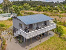 Recharge on Riverview - Cooks Beach Holiday Home -  - 1062810 - thumbnail photo 26