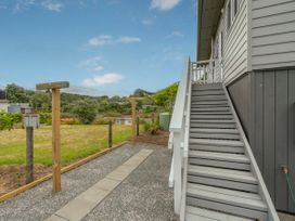 Recharge on Riverview - Cooks Beach Holiday Home -  - 1062810 - thumbnail photo 24