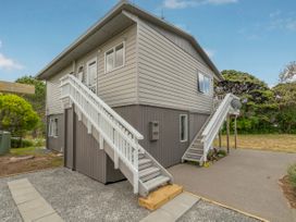 Recharge on Riverview - Cooks Beach Holiday Home -  - 1062810 - thumbnail photo 23
