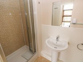4 St.Stephens Court - South Wales - 1063068 - thumbnail photo 17