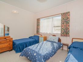Cosy at Cooks - Cooks Beach Downstairs Unit -  - 1063796 - thumbnail photo 15