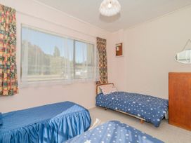 Cosy at Cooks - Cooks Beach Downstairs Unit -  - 1063796 - thumbnail photo 16