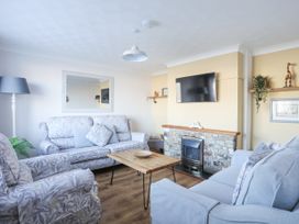 3 bedroom Cottage for rent in Holyhead