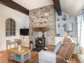 Cosy Cottage - Anglesey - 1064857 - thumbnail photo 6