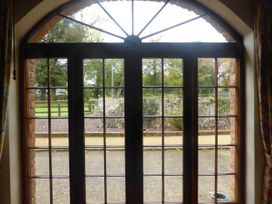 Hunter's Lodge - East Ireland - 1065127 - thumbnail photo 7