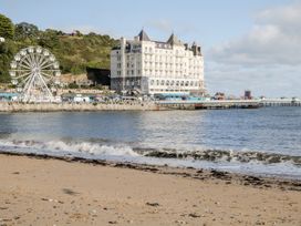 Darcey’s Place by the Sea - North Wales - 1065388 - thumbnail photo 22