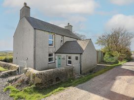 4 bedroom Cottage for rent in Cemaes Bay