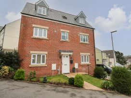 4 bedroom Cottage for rent in Falmouth