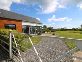 Cúl an Tí - East Ireland - 1069922 - thumbnail photo 2