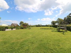 Cúl an Tí - East Ireland - 1069922 - thumbnail photo 23