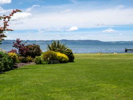 Gemini Shores - Rotorua Holiday Home -  - 1070015 - thumbnail photo 5