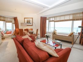 4 bedroom Cottage for rent in Portsmouth