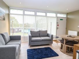 Chalet 126a - Norfolk - 1070354 - thumbnail photo 4