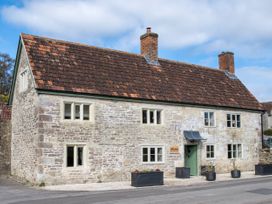 4 bedroom Cottage for rent in Salisbury
