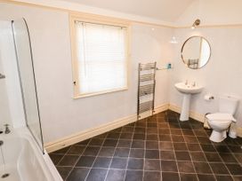 Sheen Cottage - North Yorkshire (incl. Whitby) - 1071247 - thumbnail photo 28
