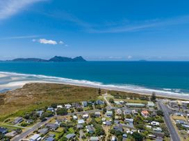 Bream Bay Sands - Ruakaka Holiday Home -  - 1071583 - thumbnail photo 23