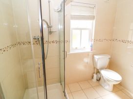 No. 3 an Seanachai - South Ireland - 1072390 - thumbnail photo 15