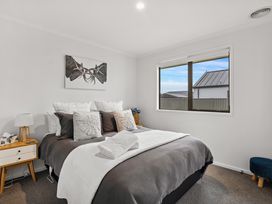 Alpha'N'est - Cromwell Holiday Home -  - 1072414 - thumbnail photo 10