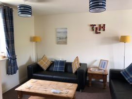 Lighthouse Apartment - North Yorkshire (incl. Whitby) - 1072666 - thumbnail photo 4