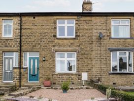 2 bedroom Cottage for rent in Keighley