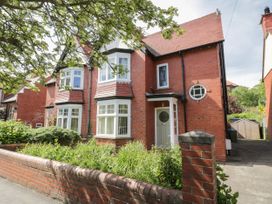 5 bedroom Cottage for rent in Scarborough, Yorkshire